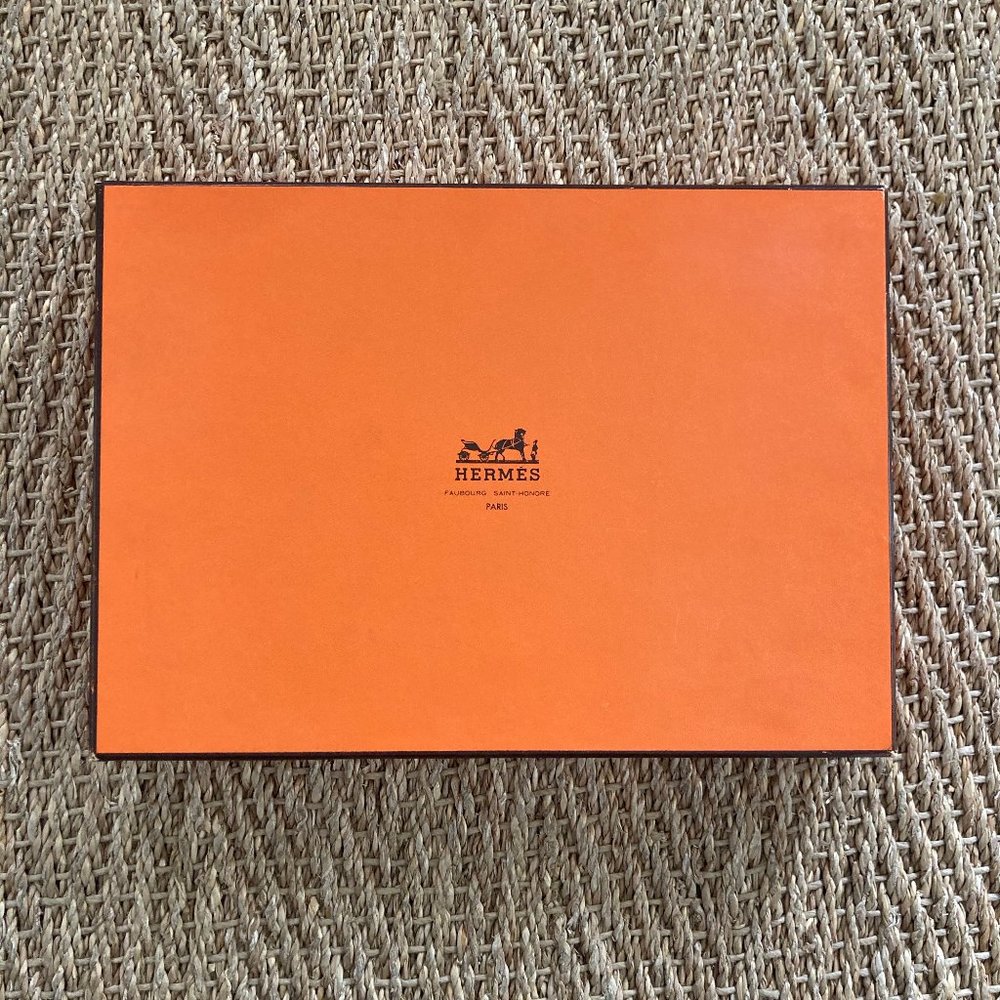 HERMES GIFT BOX PERFECT STORAGE FOR SMALL HERMES ITEMS JEWELRY 11.25 x 8 x 1.75